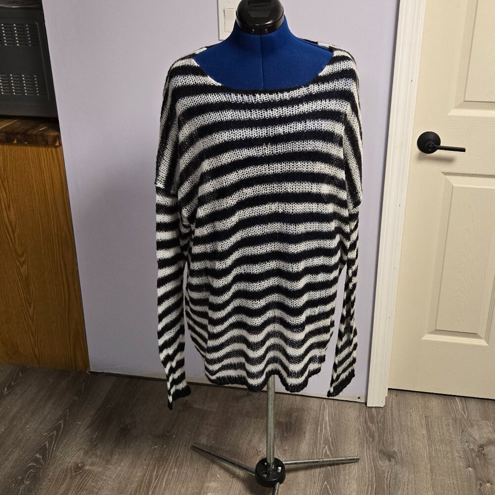 Other UK Navarro Jumper, Black White Stripes, EUC - Picture 4 of 6